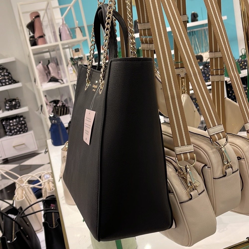 Kate Spade Infinite Large Triple Compartment Tote
COLOR:
Black - Picture 16 of 16